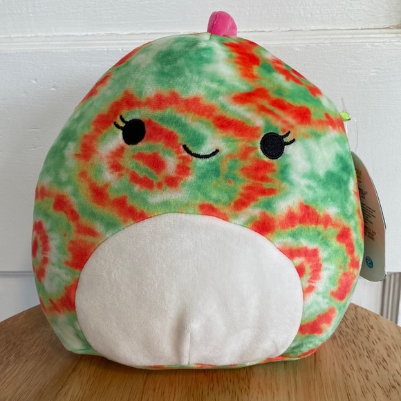 NWT 7” Winifred the Tie-Dye Lizard Squishmallow - Picture 1 of 7
